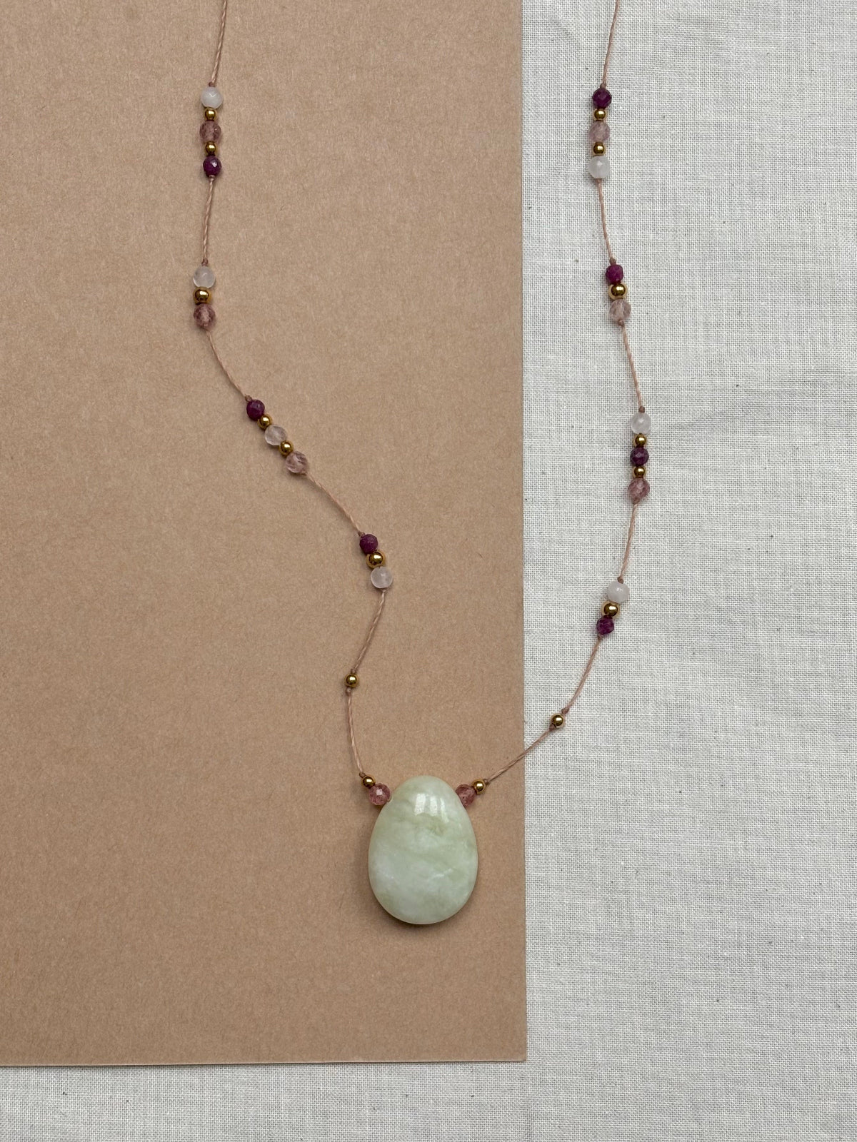 Collier LUMA Jade de Chine - Rubis, Quartz Rose & Quartz Fraise