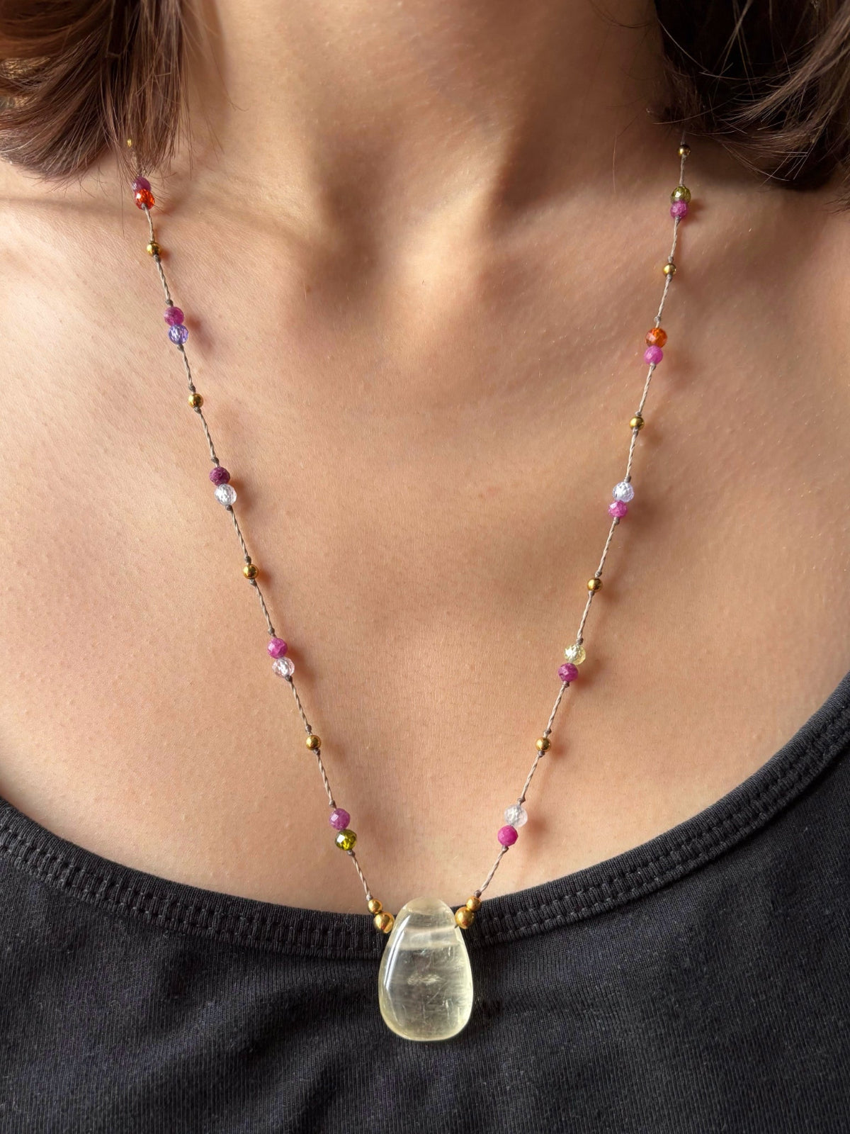 Collier LUMA Calcite Jaune - Rubis n°3